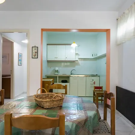 Marinos Apartment *